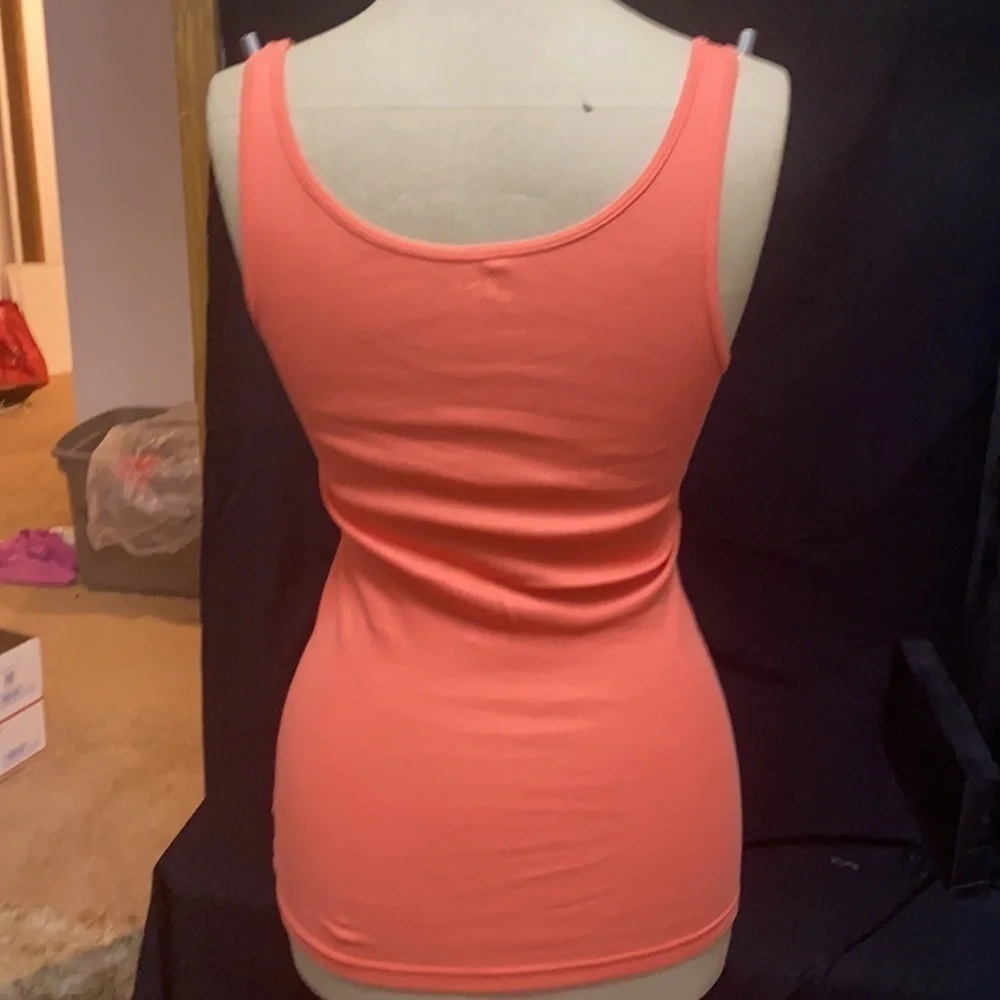 (2) LOFT XS tank bundle Salmon and yellow